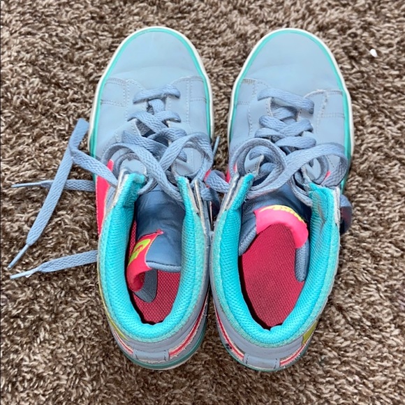 shoes - Picture 5 of 5